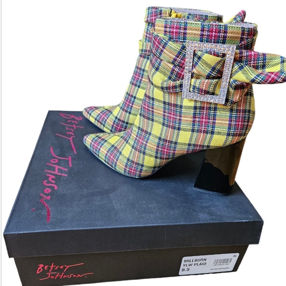 Betsey Johnson Yellow/Red Plaid Millburn Booties Size 7
